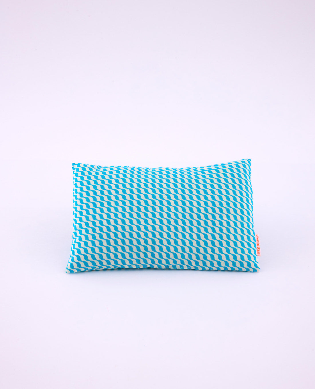 Coussin mini Kifkif bleu avec des motifs ondulés