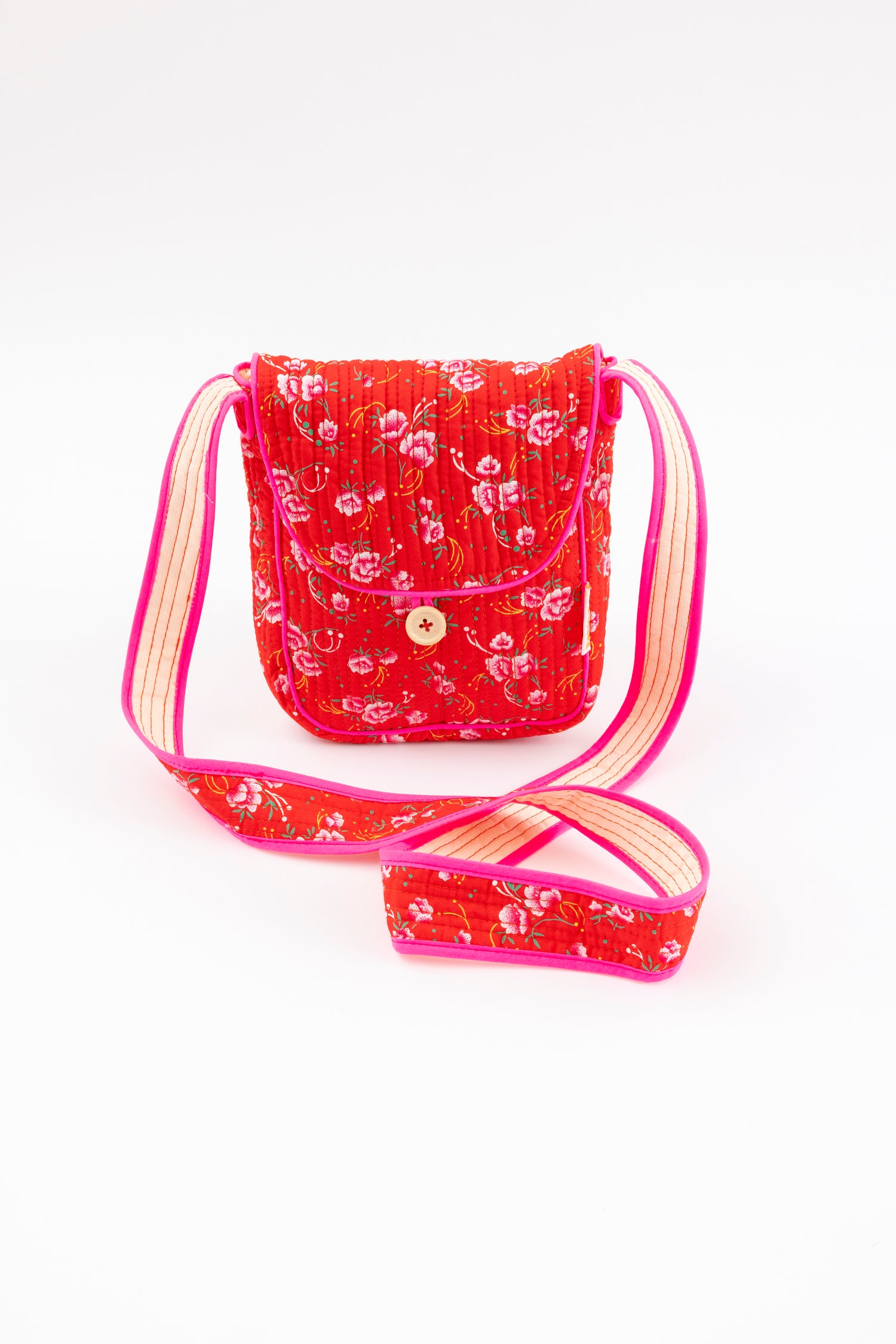 Red Peony quilted bag