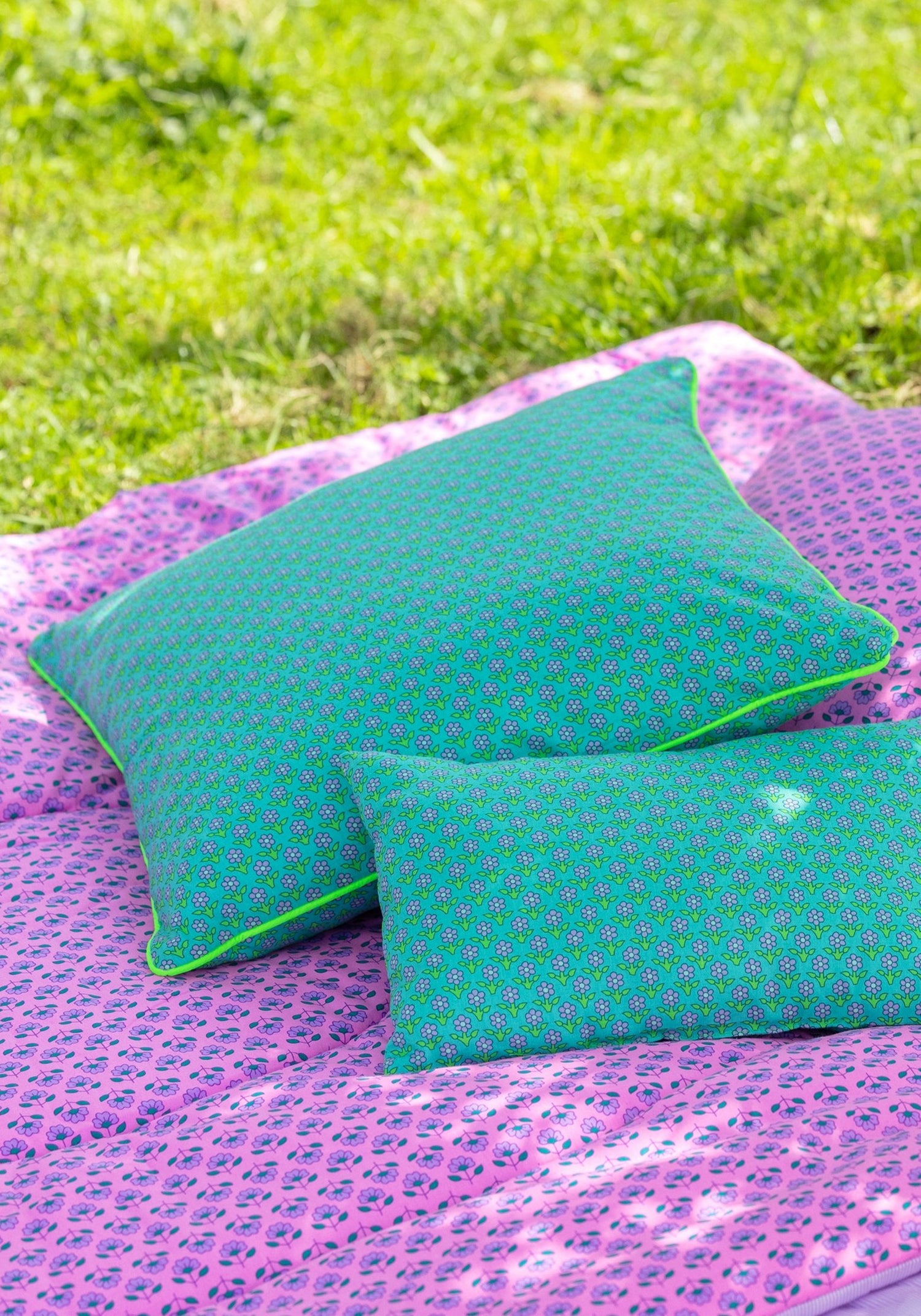 Coussin bouton Vanina vert