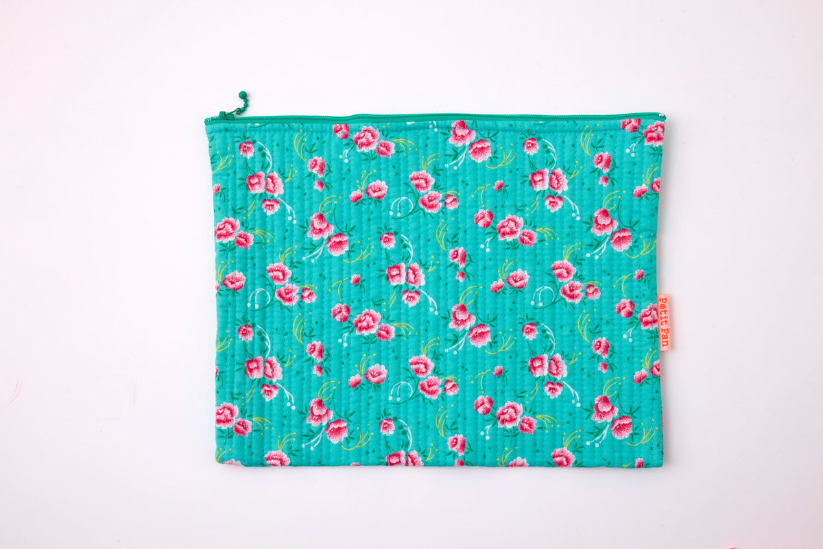 Pochette matelassée Pivoine céladon