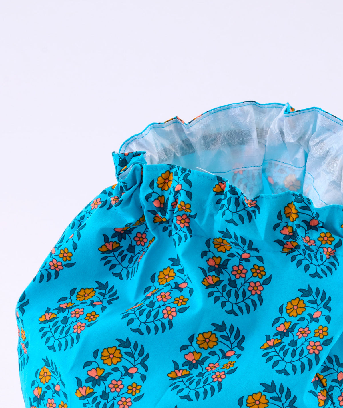 Sac de piscine shalin bleu avec des fleurs